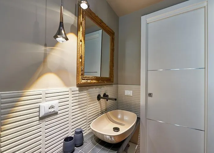 Art San Giovanni Apartment *